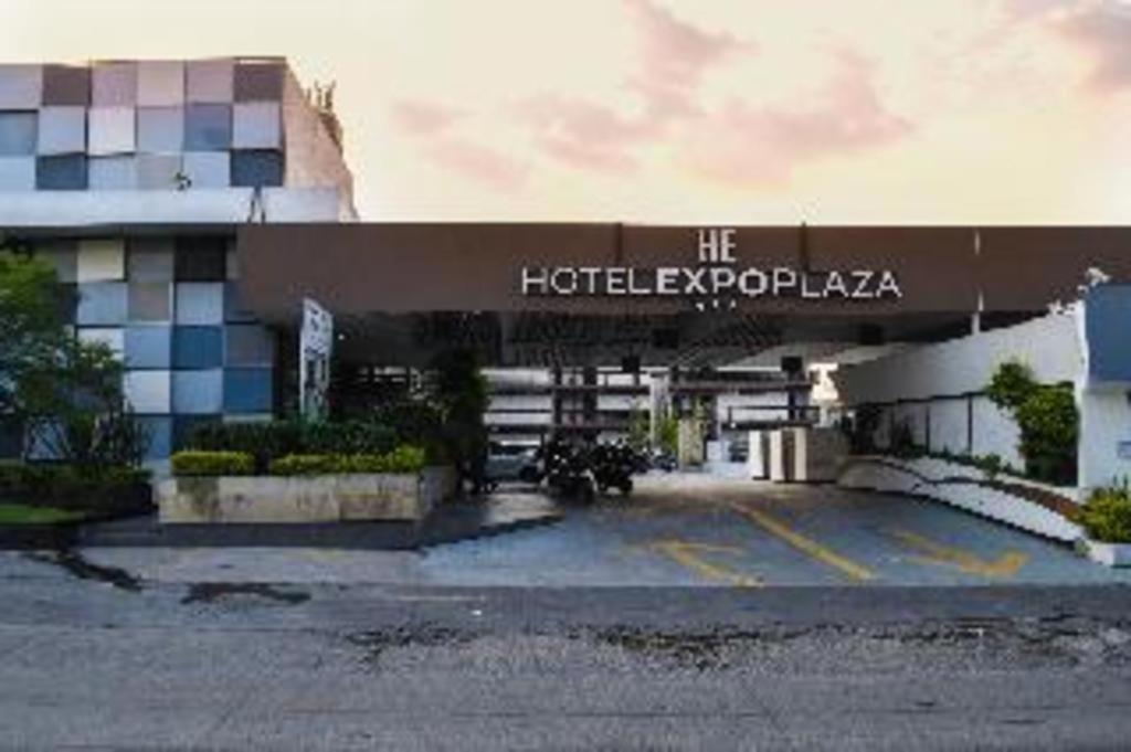 Hotel Portonovo Plaza Expo Zapopan Exterior foto